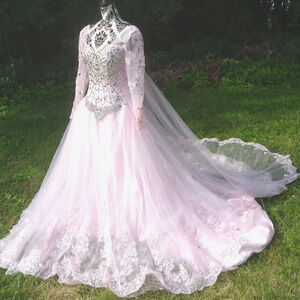 Amazing regal princess dress EUC ❤️